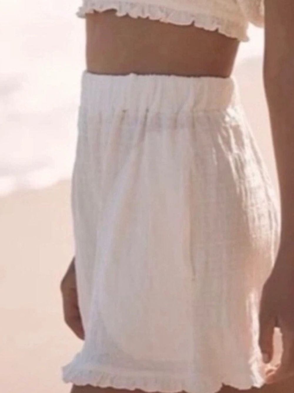 High Waist Ruffle Cotton Shorts - White - Picture 13 of 13